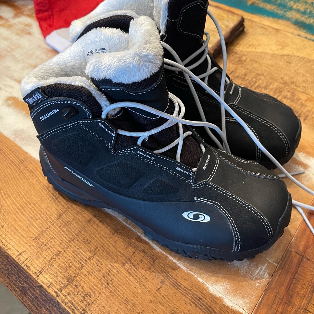 SALOMON SNOW BOOTS